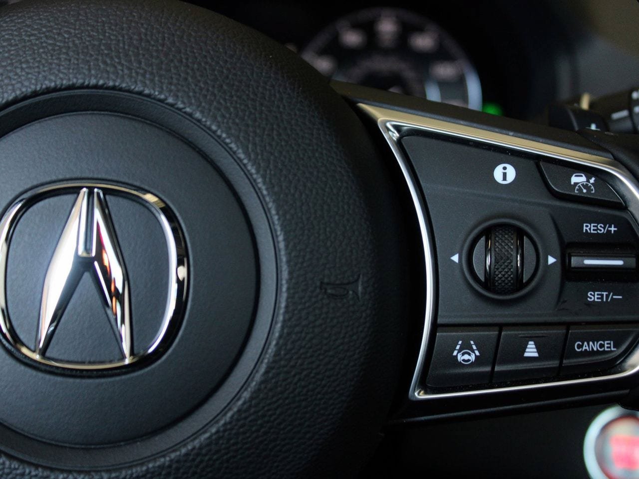 Certified 2025 Acura RDX SH-AWD image 36