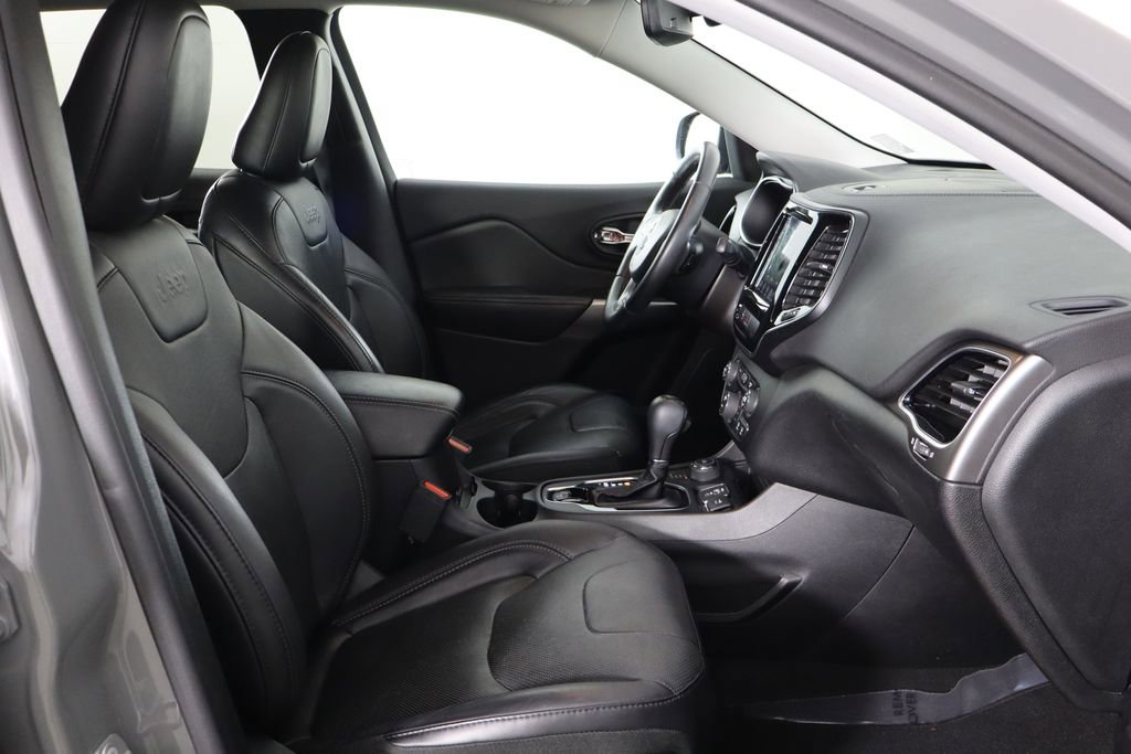 Used 2019 Jeep Cherokee Limited image 19