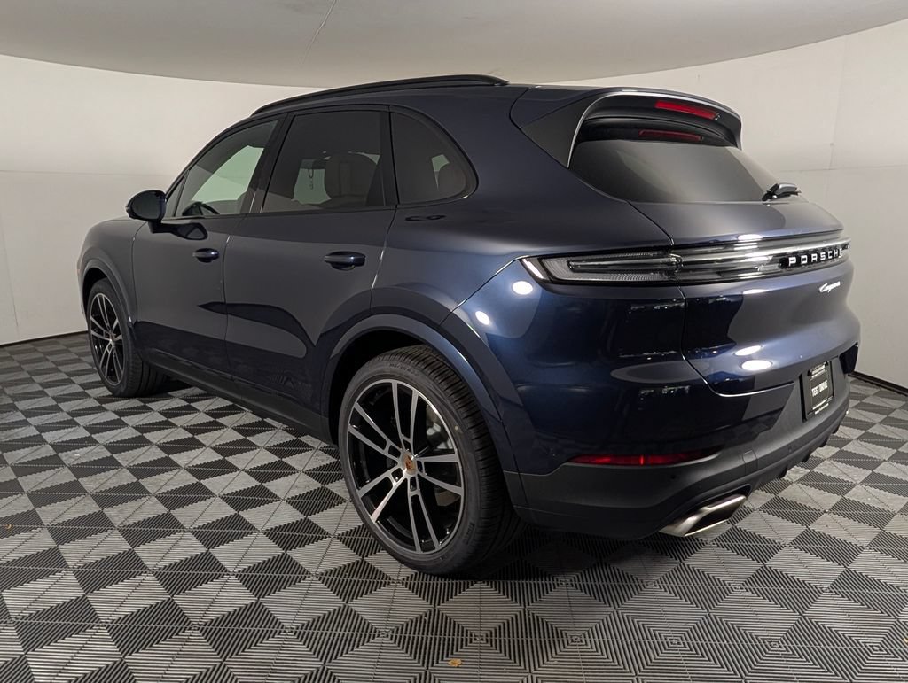 New 2026 Porsche Cayenne AWD/4WD image 3