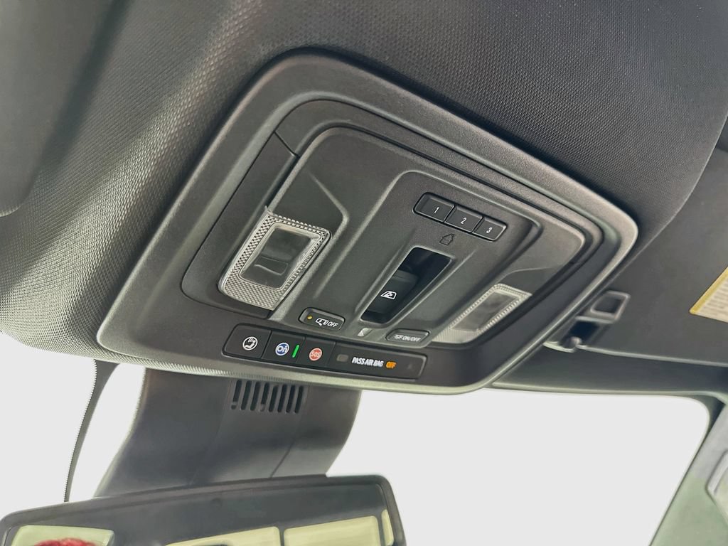 Used 2024 Chevrolet Silverado 1500 High Country AWD/4WD image 35