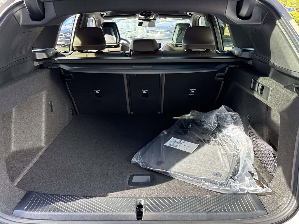 New 2026 BMW X3 M50 w/ Premium Package image 9