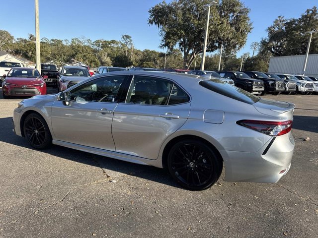 Used 2023 Toyota Camry XSE image 4