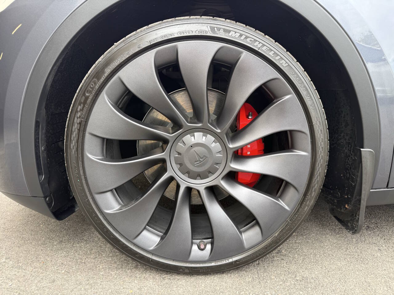 Used 2023 Tesla Model Y Performance AWD/4WD image 35