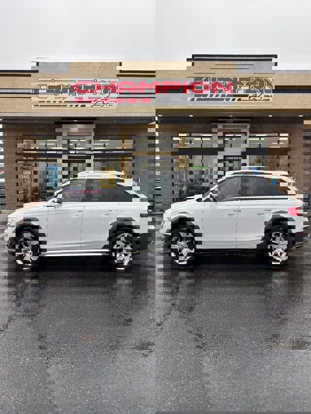 Used 2016 Audi A4 Premium Plus w/ Technology Package AWD/4WD image 2