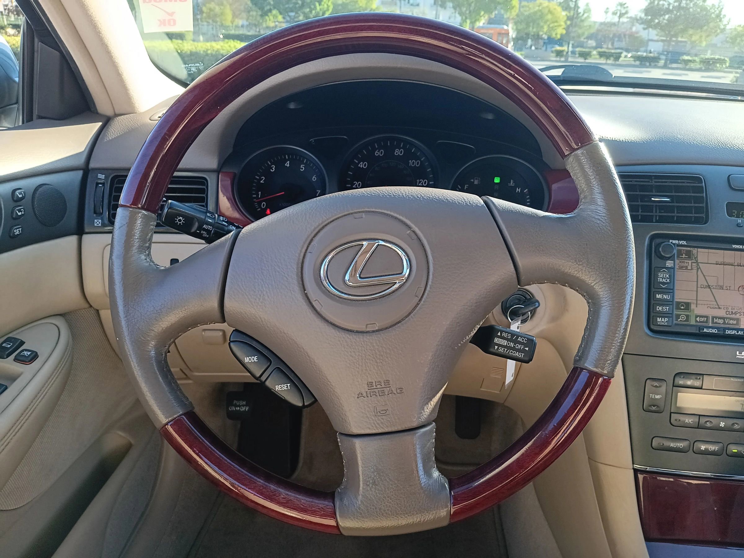 Used 2004 Lexus ES 330 image 17