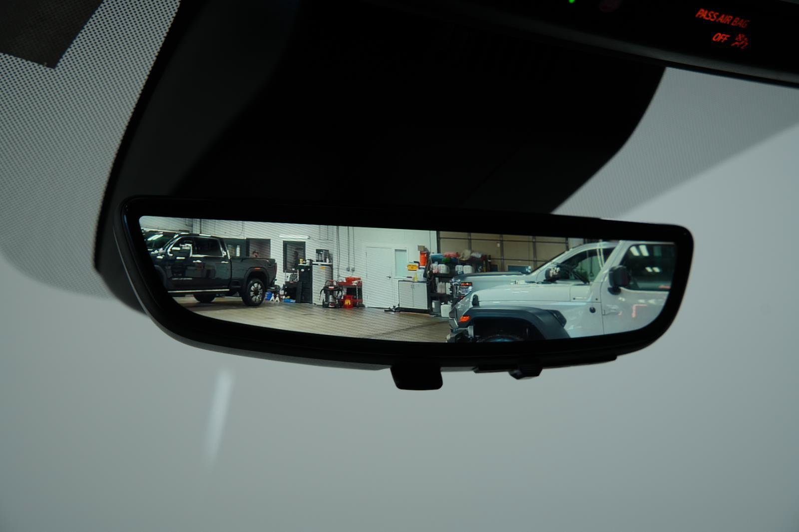 New 2026 GMC Yukon XL AT4 w/ AT4 Premium Plus Package AWD/4WD image 49