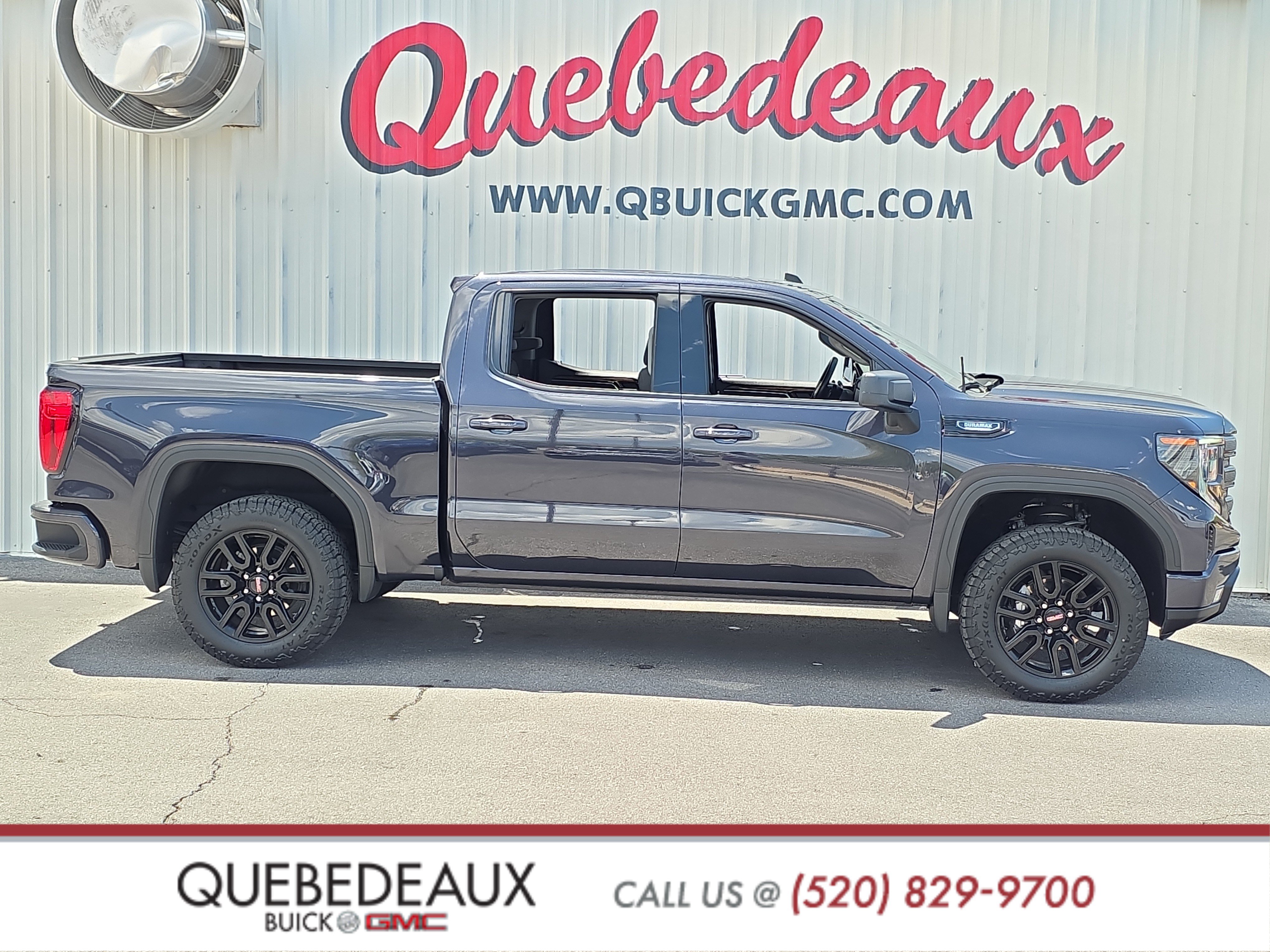 Used 2023 GMC Sierra 1500 Elevation w/ LPO, Elevation Black Package AWD/4WD image 8