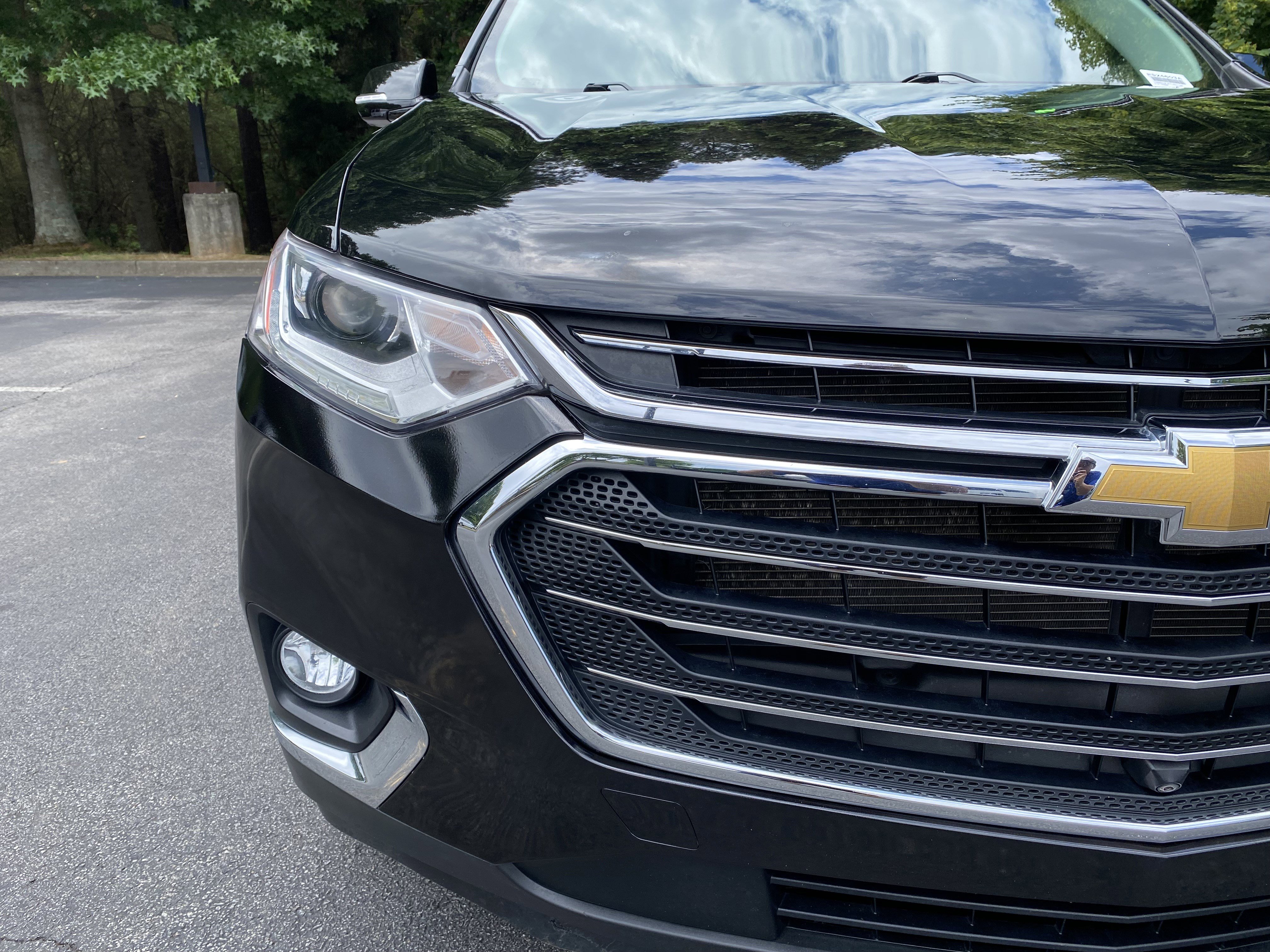 Used 2020 Chevrolet Traverse LT w/ LT Premium Package FWD image 14