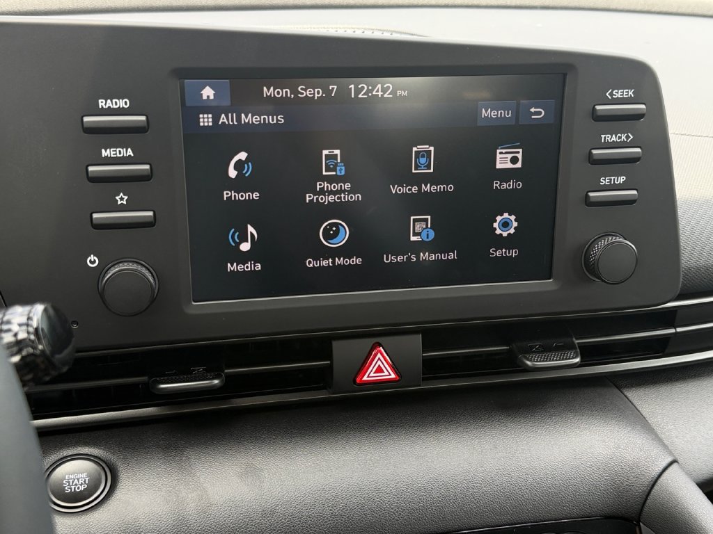 New 2026 Hyundai Elantra SEL Sport FWD image 19