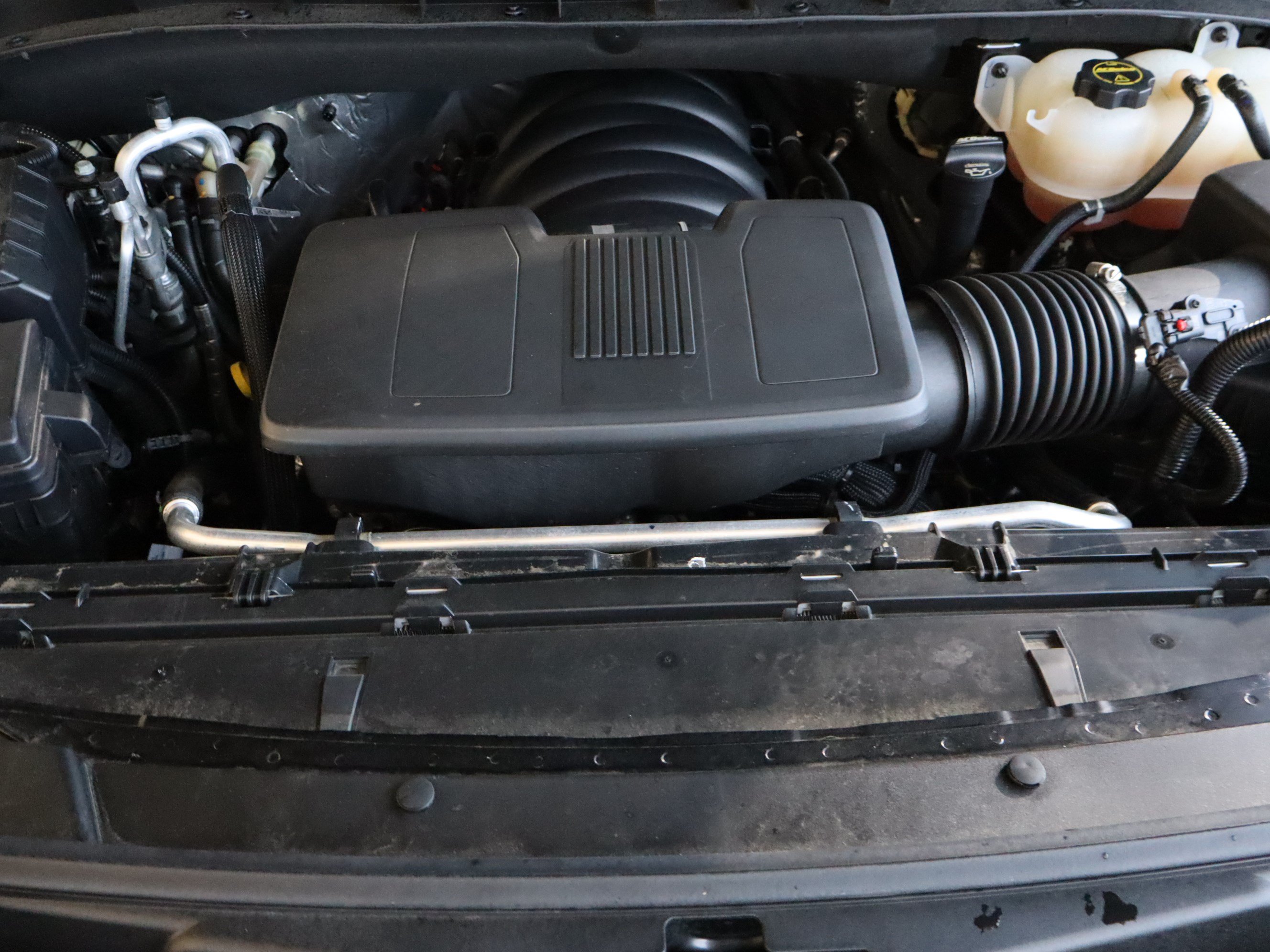 Used 2024 Chevrolet Tahoe Premier AWD/4WD image 46