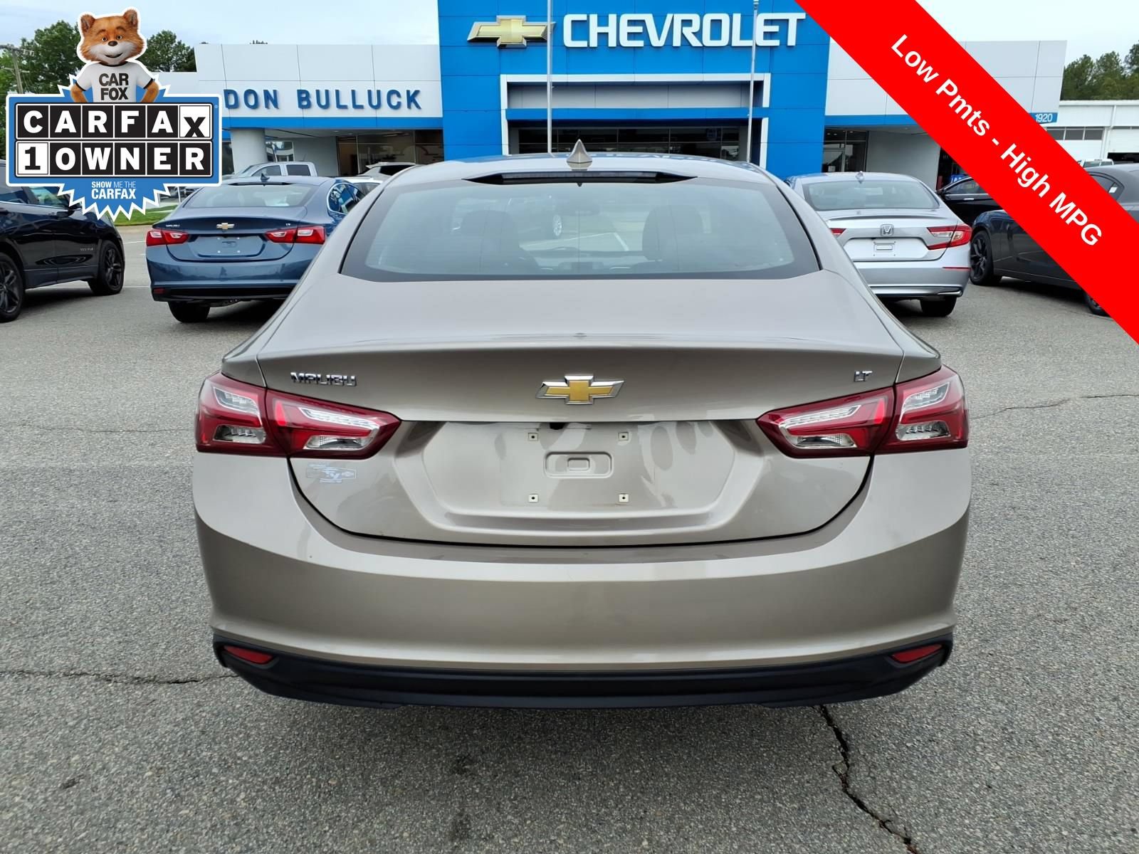 Used 2022 Chevrolet Malibu LT FWD image 4