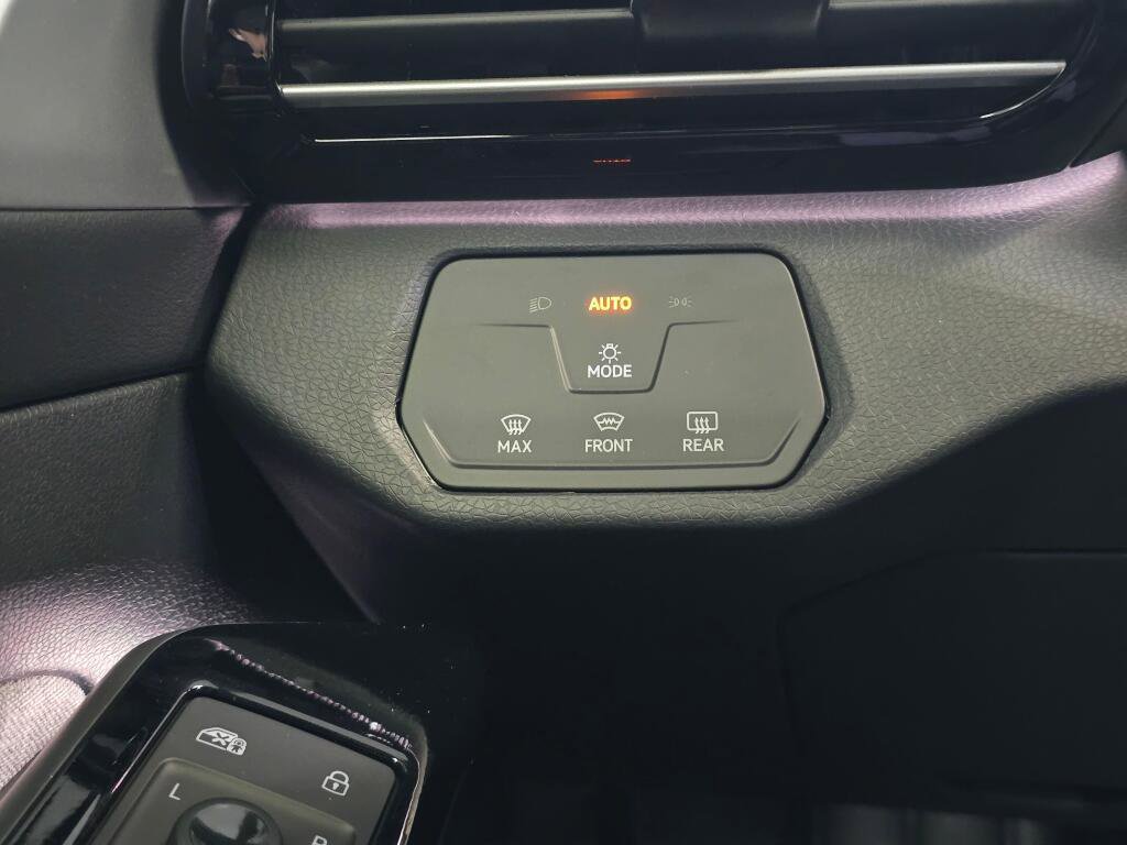 New 2026 Volkswagen ID.4 Pro AWD/4WD image 21