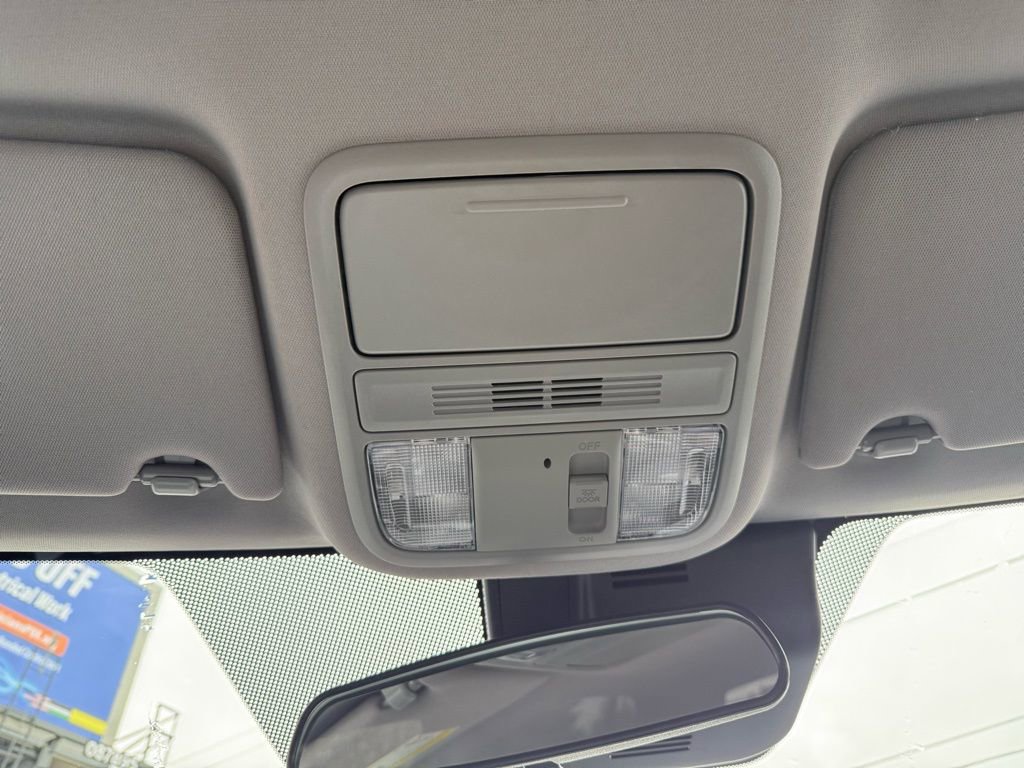 Certified 2025 Honda Ridgeline Sport+ image 32