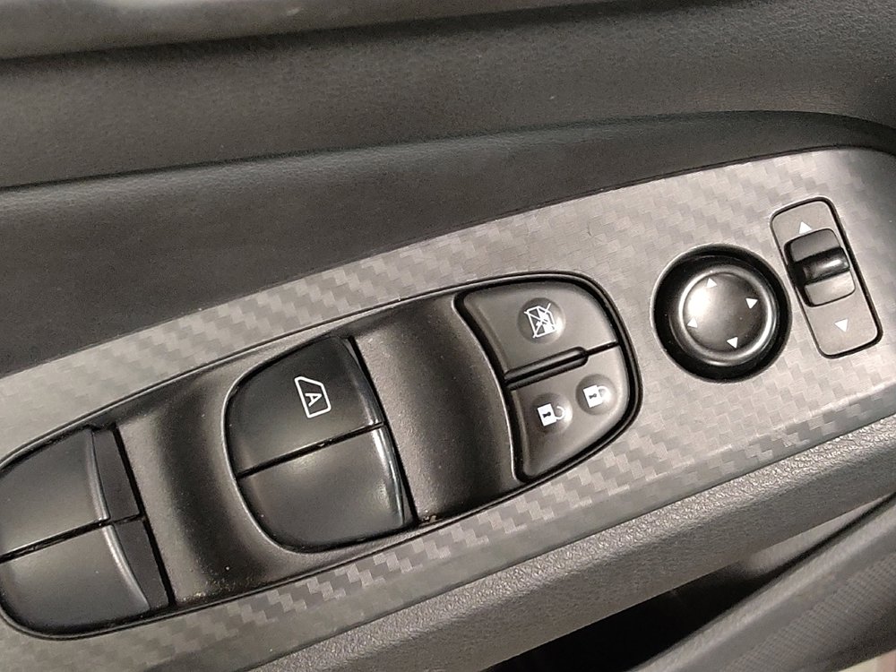 Used 2024 Nissan Altima 2.5 SV image 27