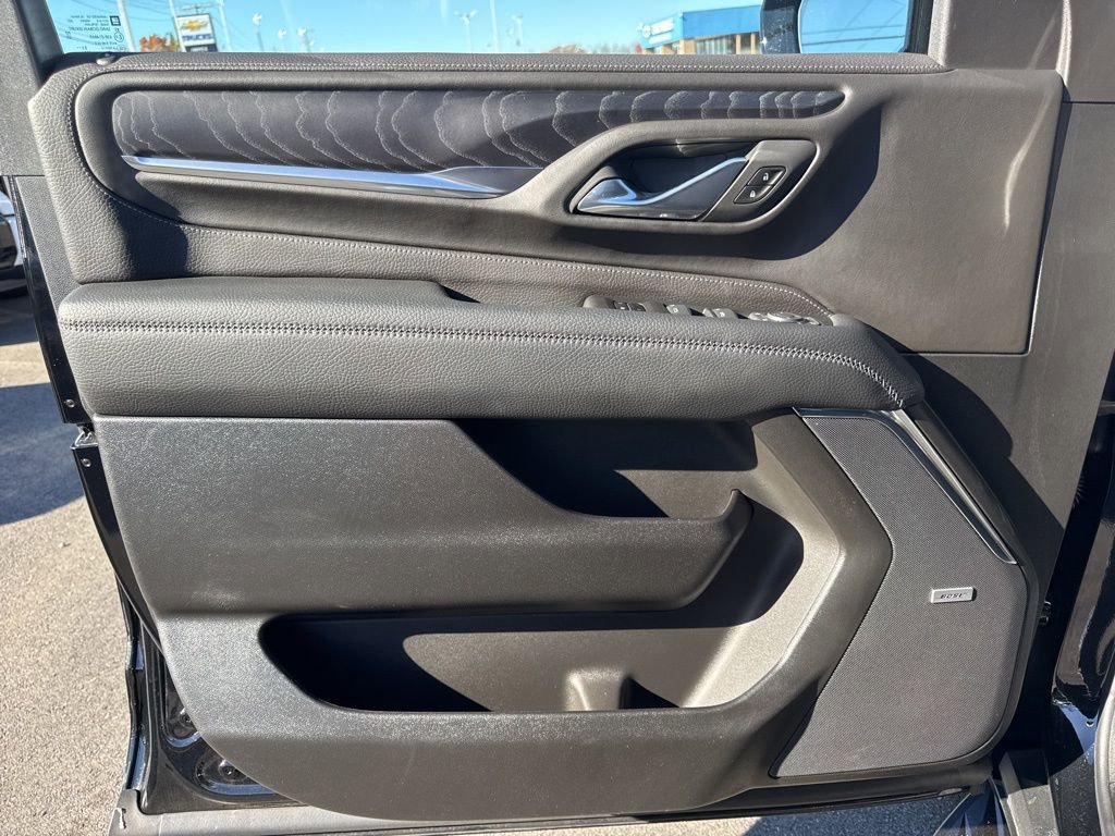 Used 2024 GMC Yukon Denali image 30