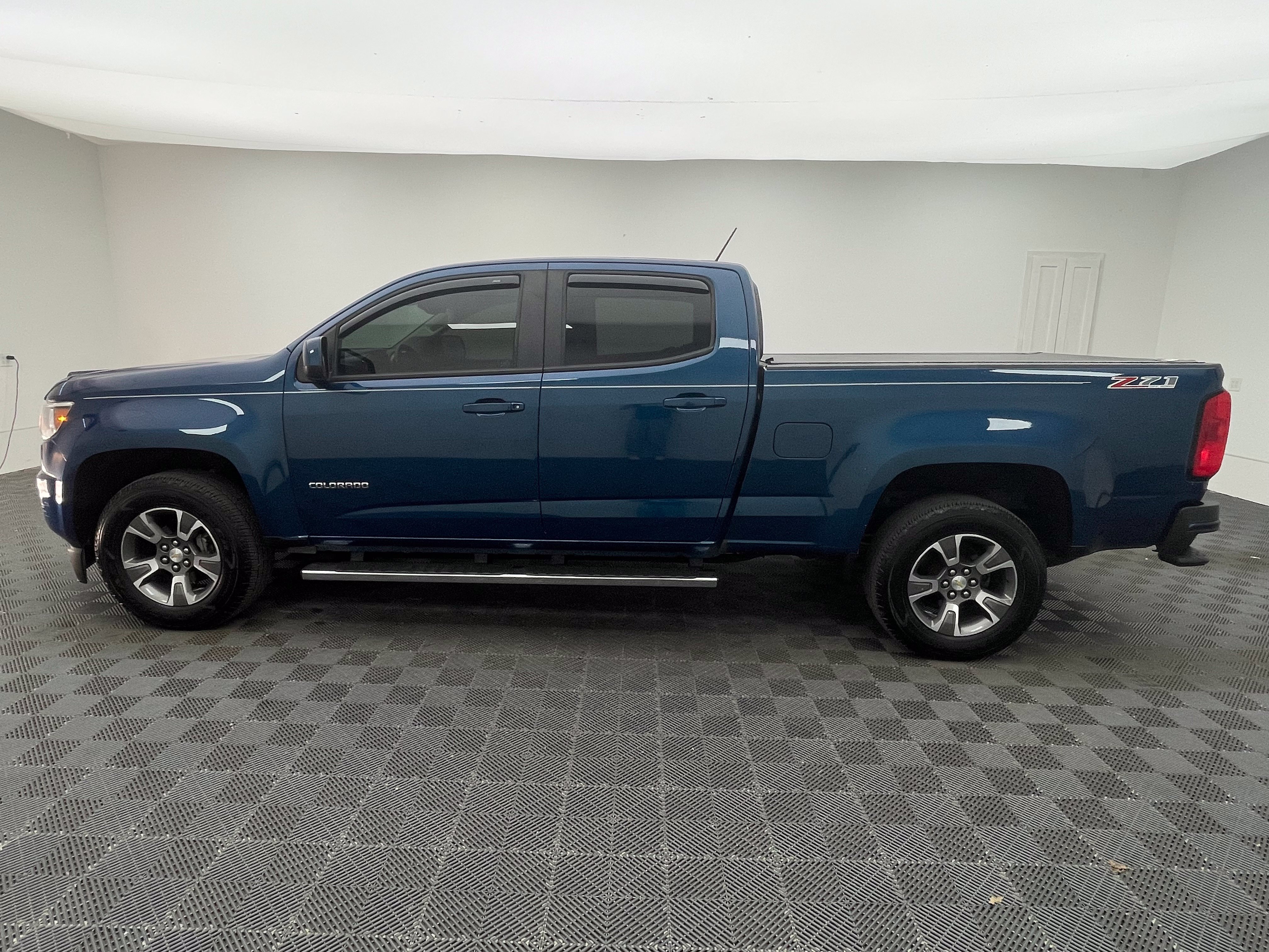 Used 2019 Chevrolet Colorado Z71 AWD/4WD image 11