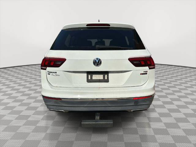 Used 2018 Volkswagen Tiguan SE AWD/4WD image 4