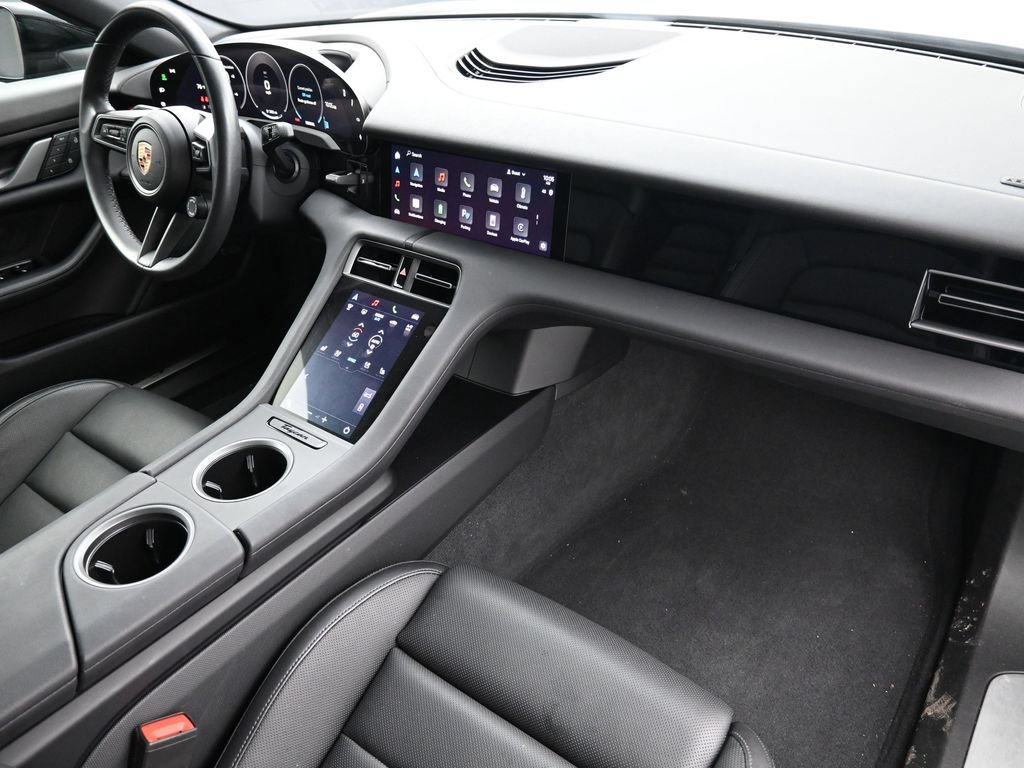 Certified 2025 Porsche Taycan RWD image 28
