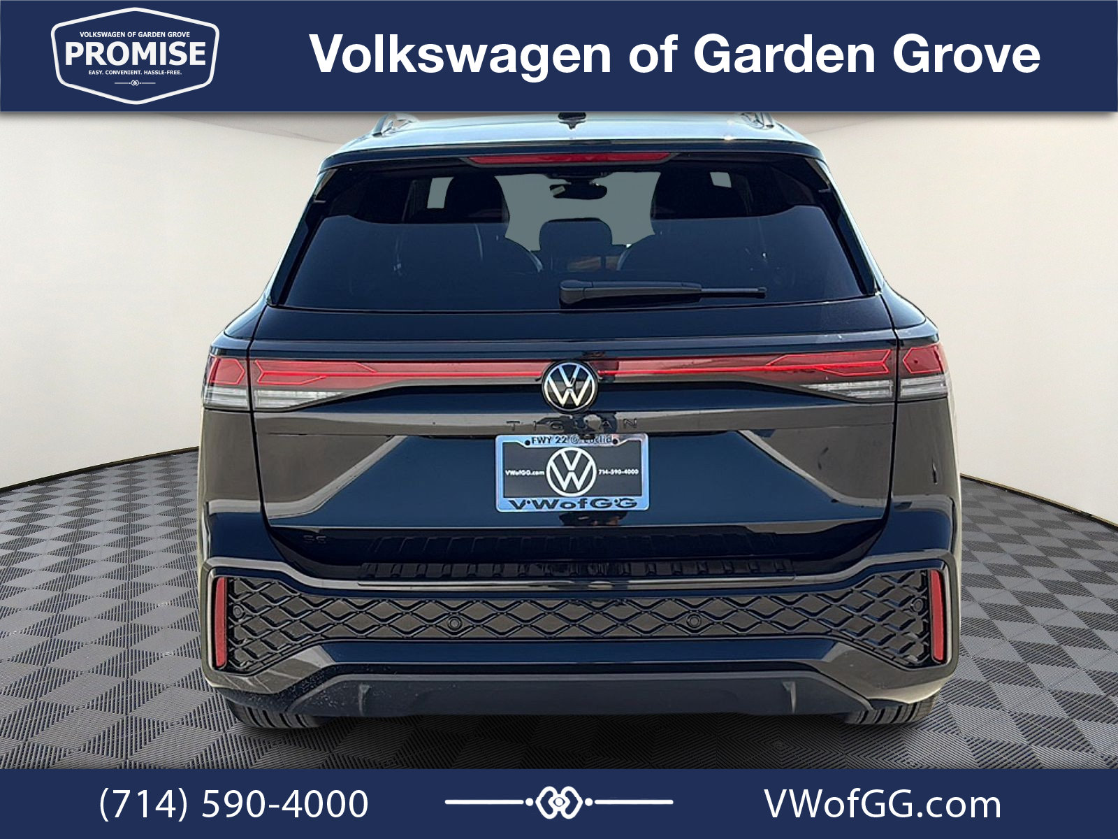 New 2026 Volkswagen Tiguan SE R-Line FWD image 7