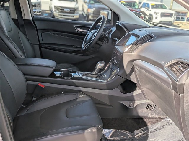 Used 2016 Ford Edge Titanium w/ Equipment Group 301A image 40