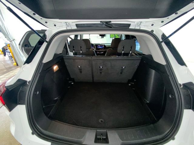 Used 2024 Chevrolet TrailBlazer LT w/ LT Cold Weather Package FWD image 12