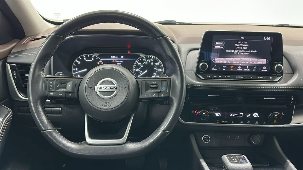 Used 2021 Nissan Rogue SV w/ Premium Package image 10