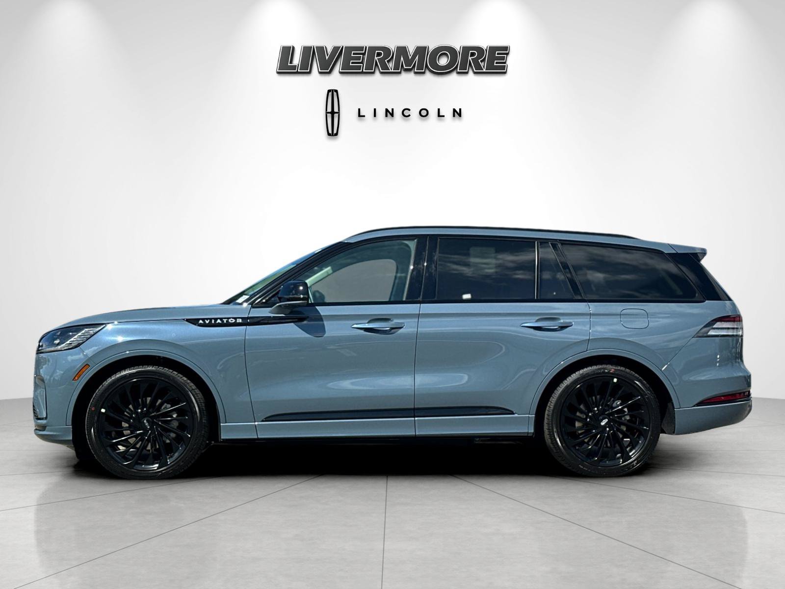 New 2026 Lincoln Aviator Reserve AWD/4WD image 6