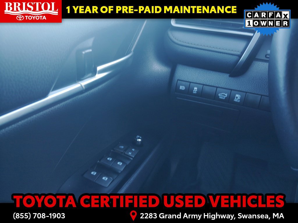 Certified 2019 Toyota Camry XLE FWD image 23