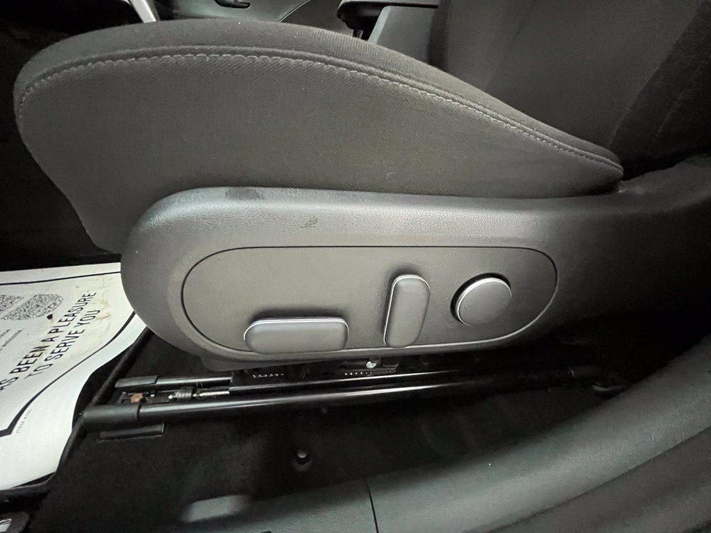 Used 2024 Hyundai Kona SEL AWD/4WD image 29
