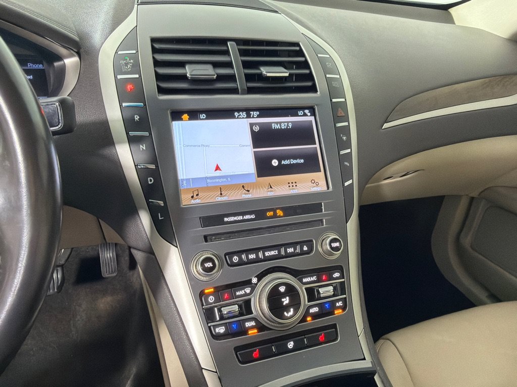 Used 2017 Lincoln MKZ Select w/ Technology Package FWD image 15