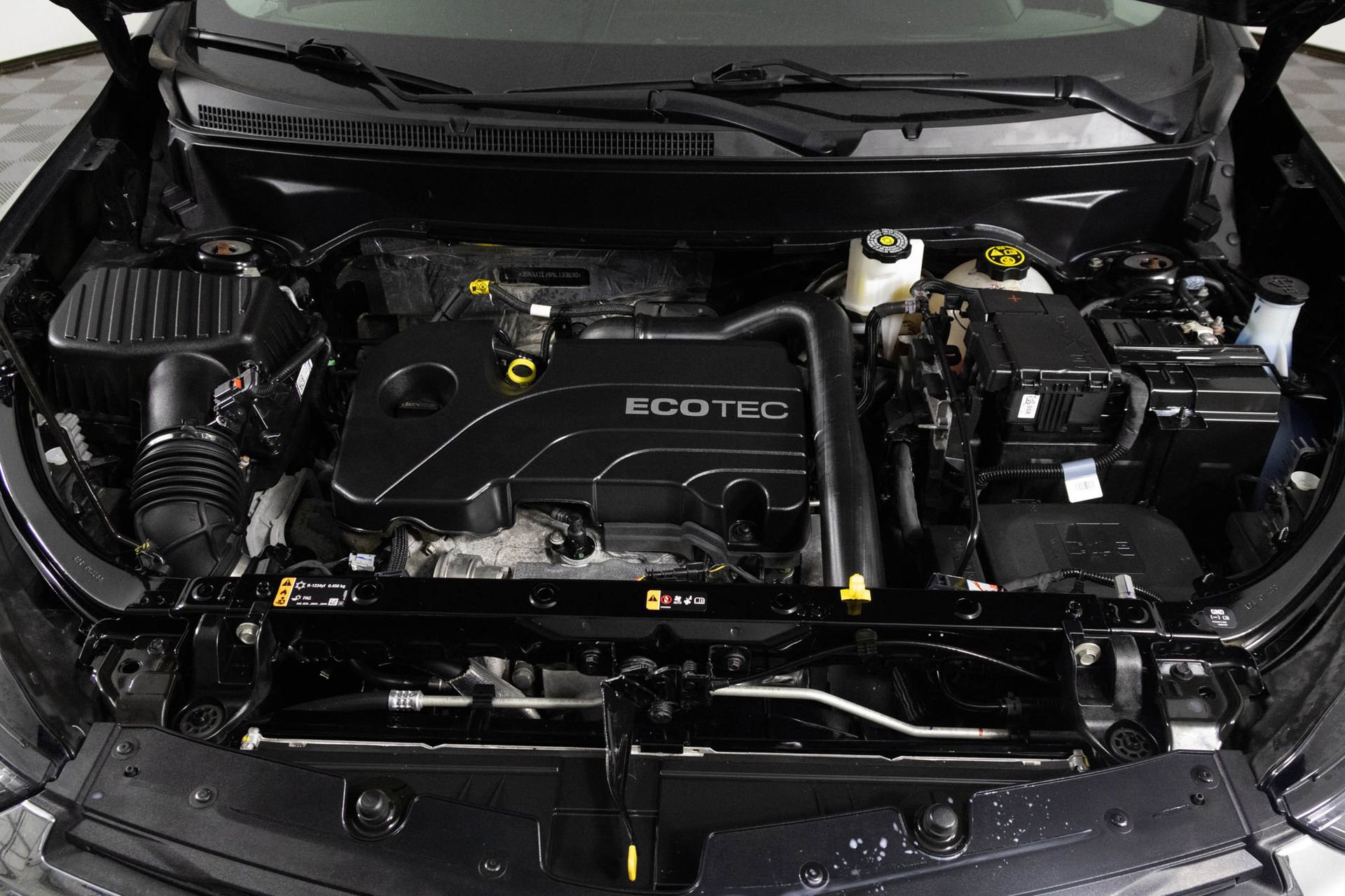 Certified 2022 Chevrolet Equinox LT w/ LPO, Floor Liner Package image 46