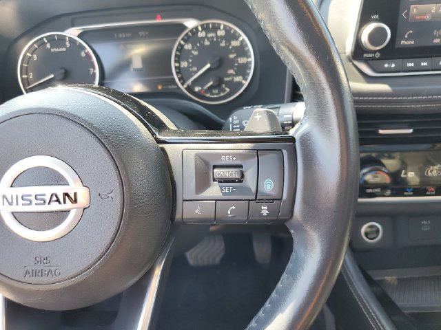 Used 2021 Nissan Rogue SL FWD image 29
