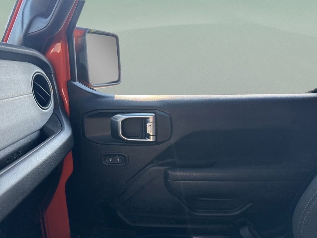 Certified 2025 Jeep Wrangler Sport AWD/4WD image 15