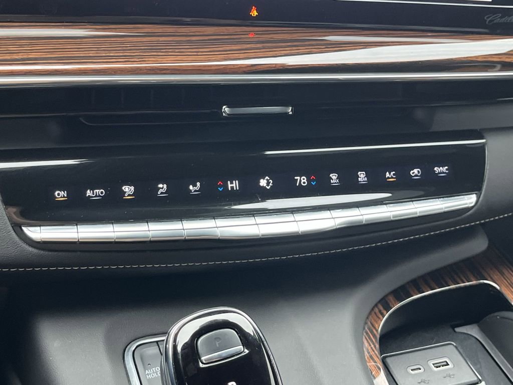 Used 2023 Cadillac Escalade ESV Premium Luxury w/ LPO, Radiant Package image 10