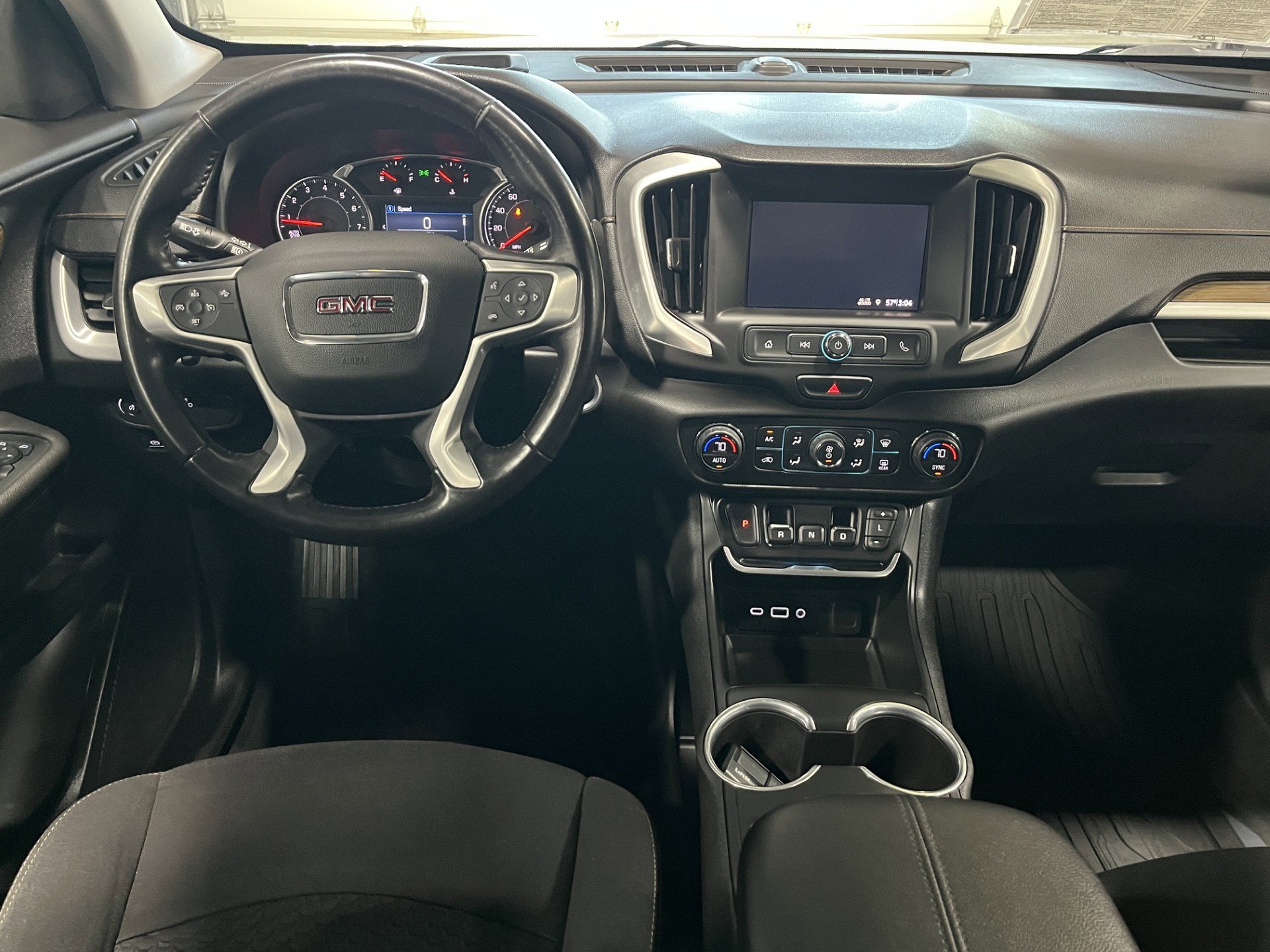 Used 2021 GMC Terrain SLE w/ Driver Convenience Package AWD/4WD image 11