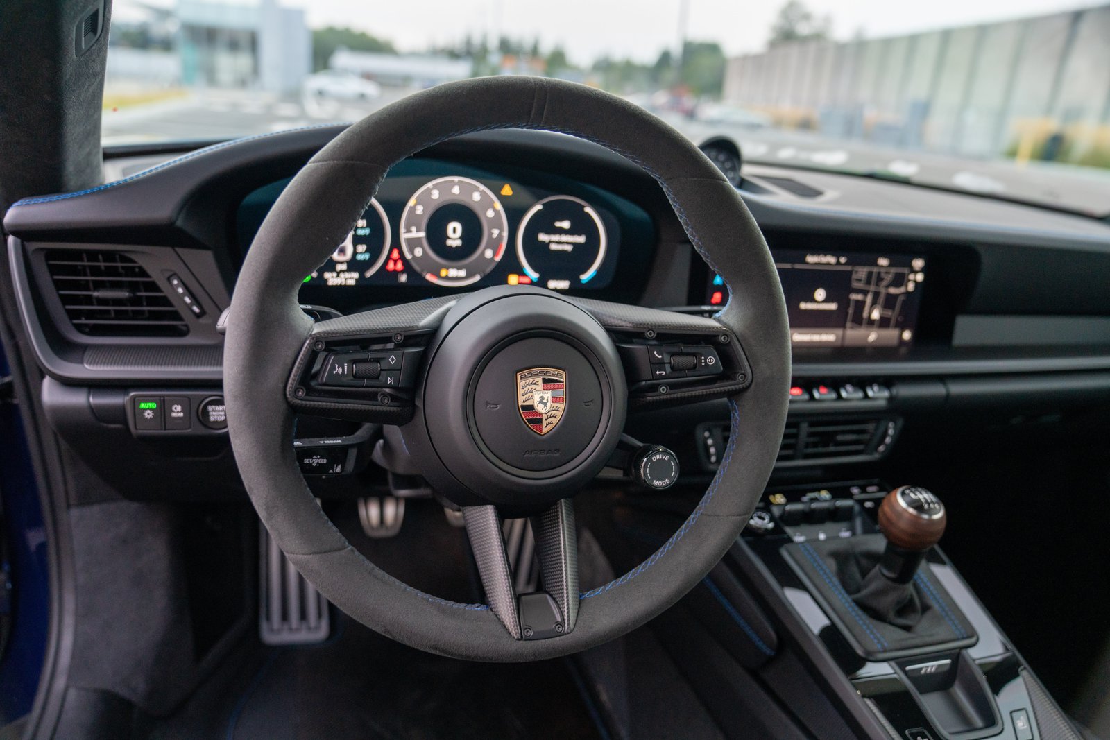 Certified 2025 Porsche 911 Carrera T RWD image 16