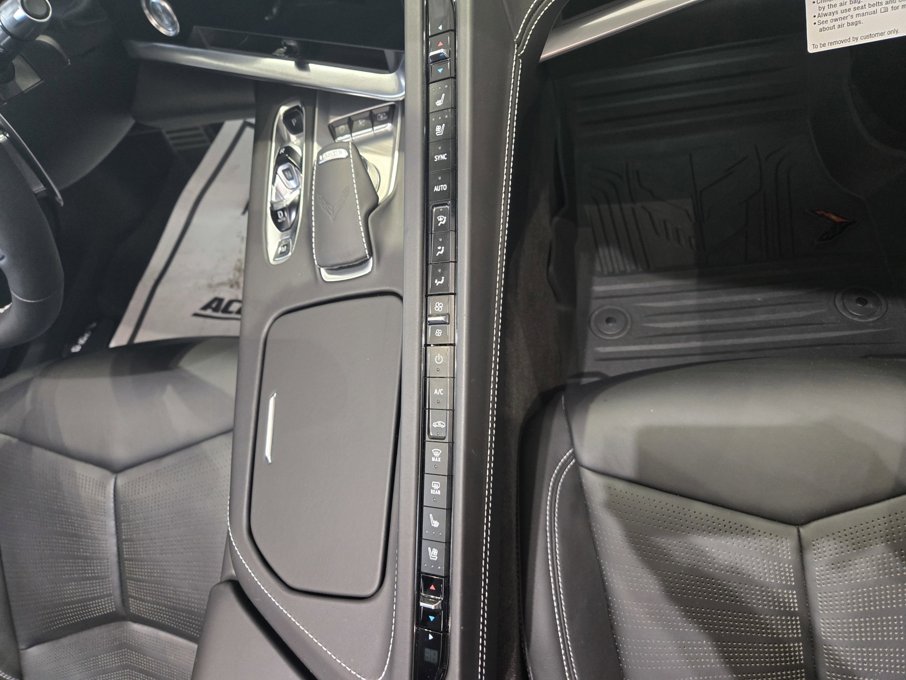 Used 2023 Chevrolet Corvette Stingray Premium Conv w/ Z51 Performance Package image 21