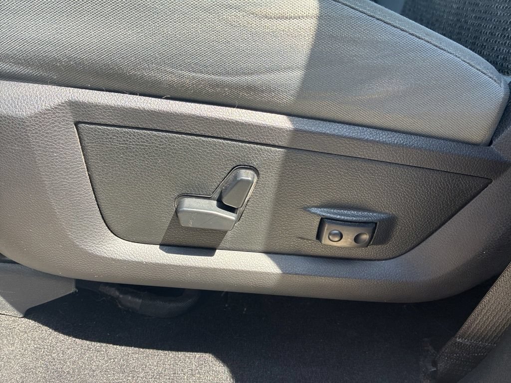 Used 2018 RAM 2500 Big Horn AWD/4WD image 18