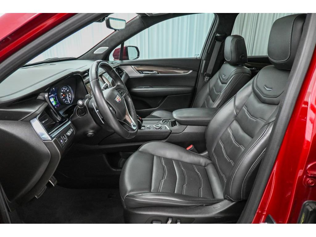 Certified 2023 Cadillac XT6 Sport w/ Platinum Package image 40