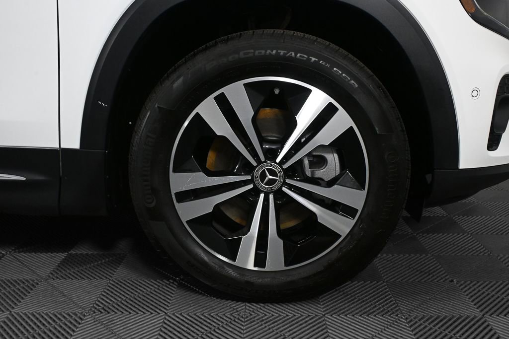 Used 2025 Mercedes-Benz GLB 250 image 36