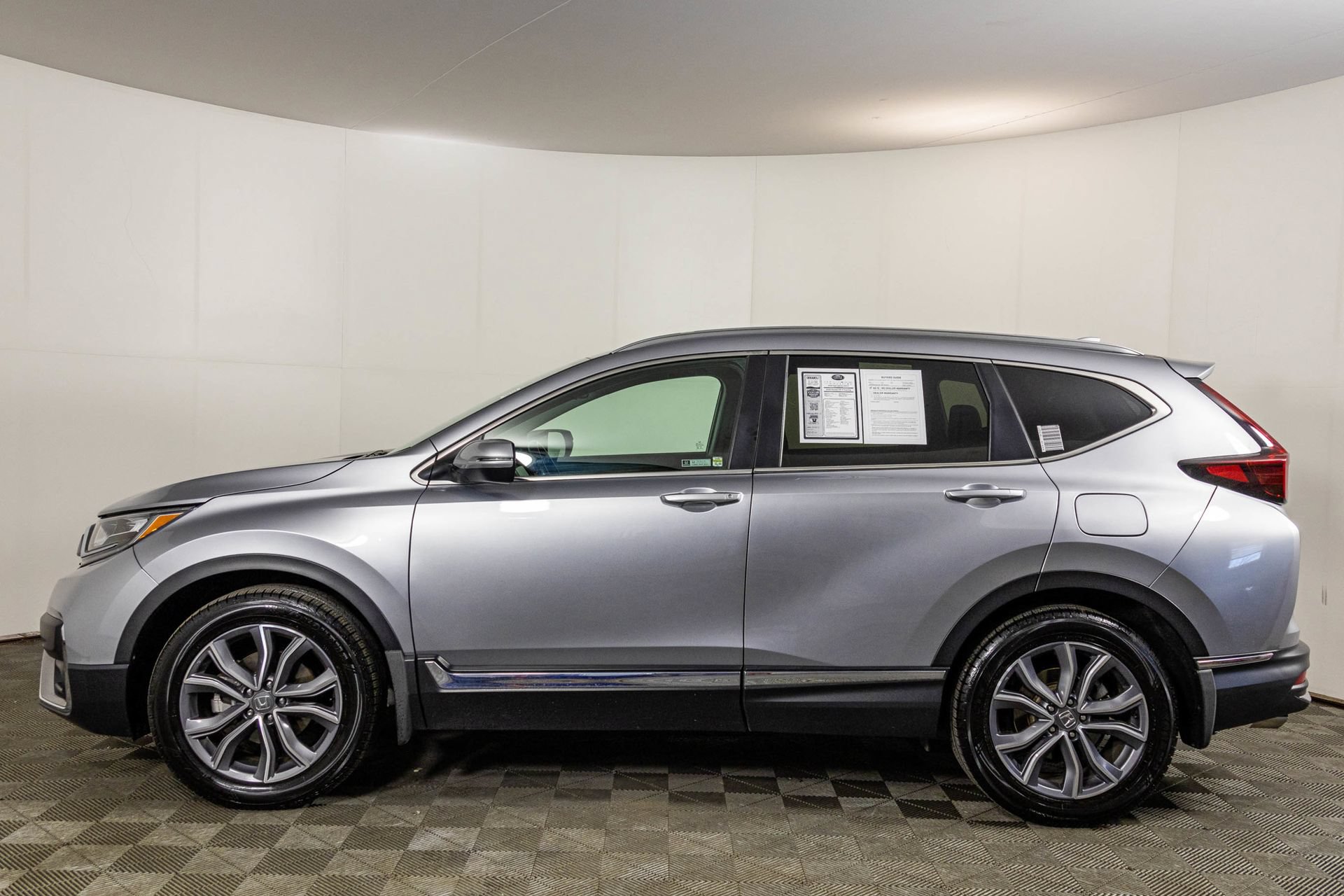 Used 2020 Honda CR-V Touring image 25
