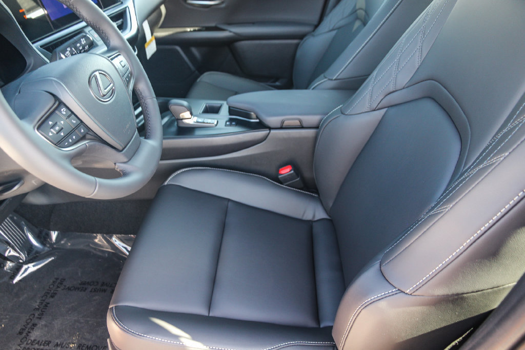 New 2026 Lexus UX 300h FWD w/ Accessory Package (Z2) image 18