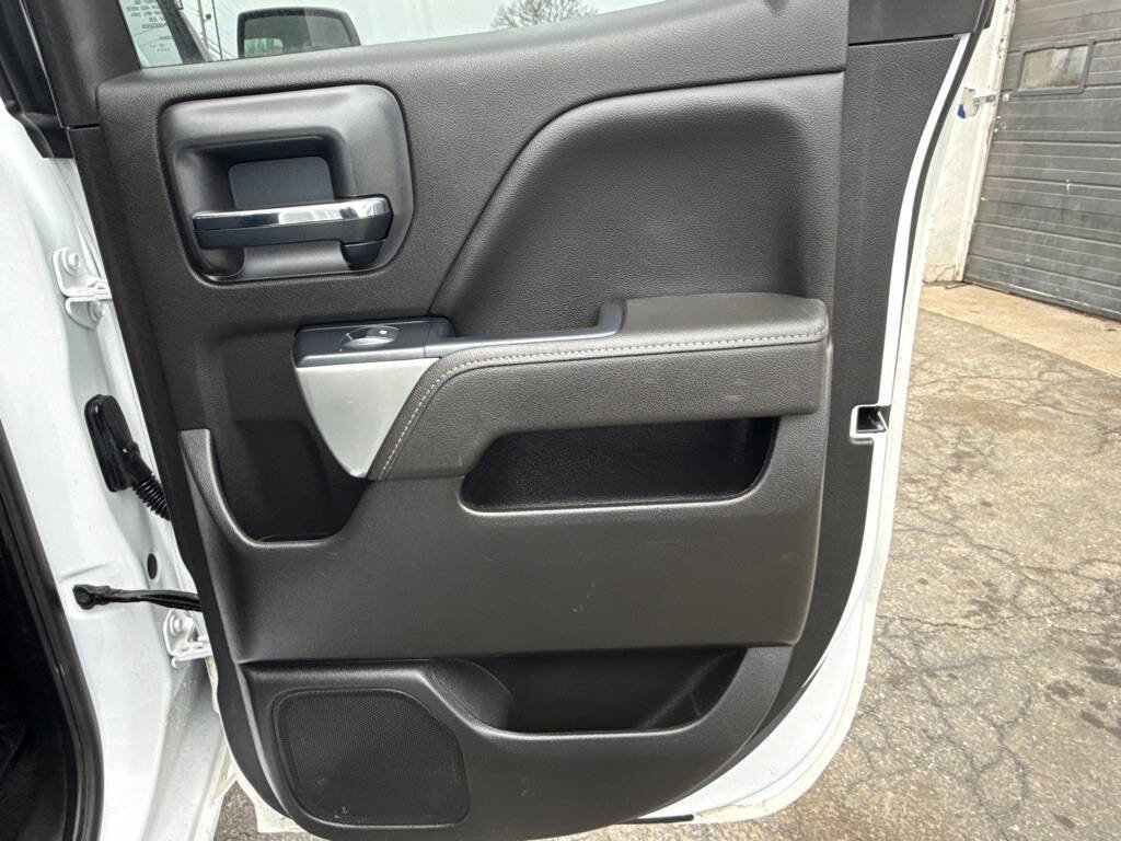 Used 2018 Chevrolet Silverado 1500 LT image 21