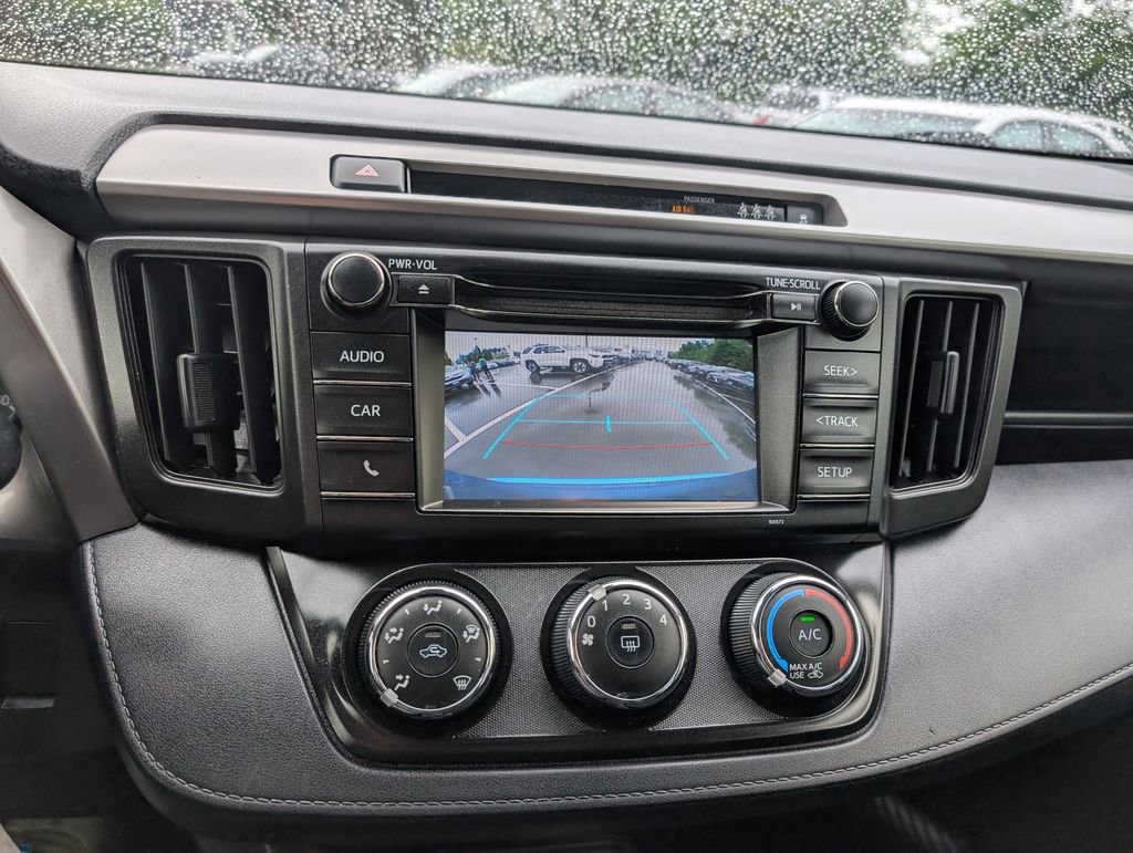 Used 2018 Toyota RAV4 LE w/ All Weather Liner Package AWD/4WD image 25