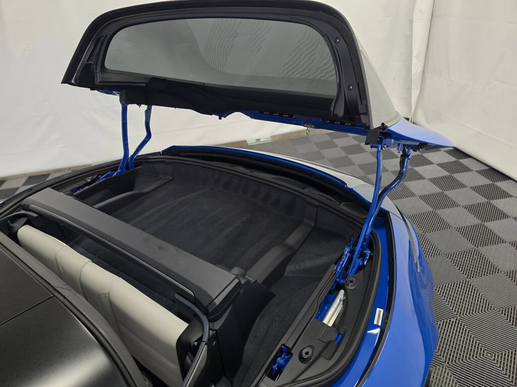 Certified 2026 Porsche 911 Targa 4 GTS AWD/4WD image 15