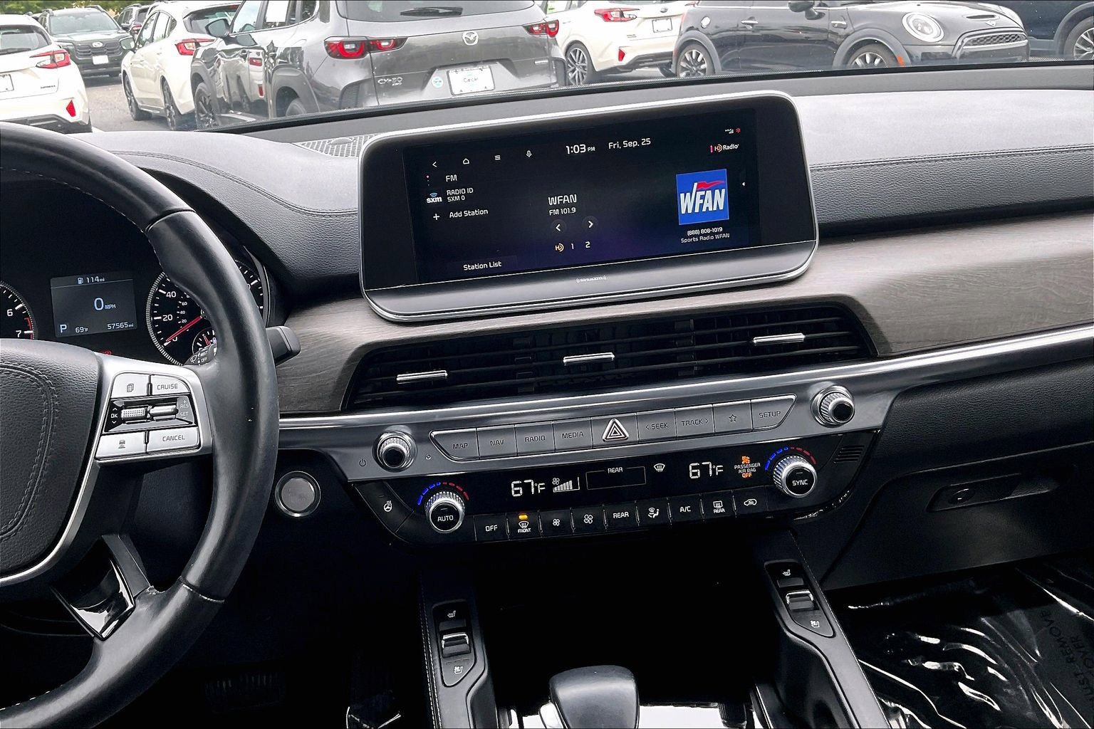 Used 2022 Kia Telluride EX w/ EX Premium Package AWD/4WD image 6