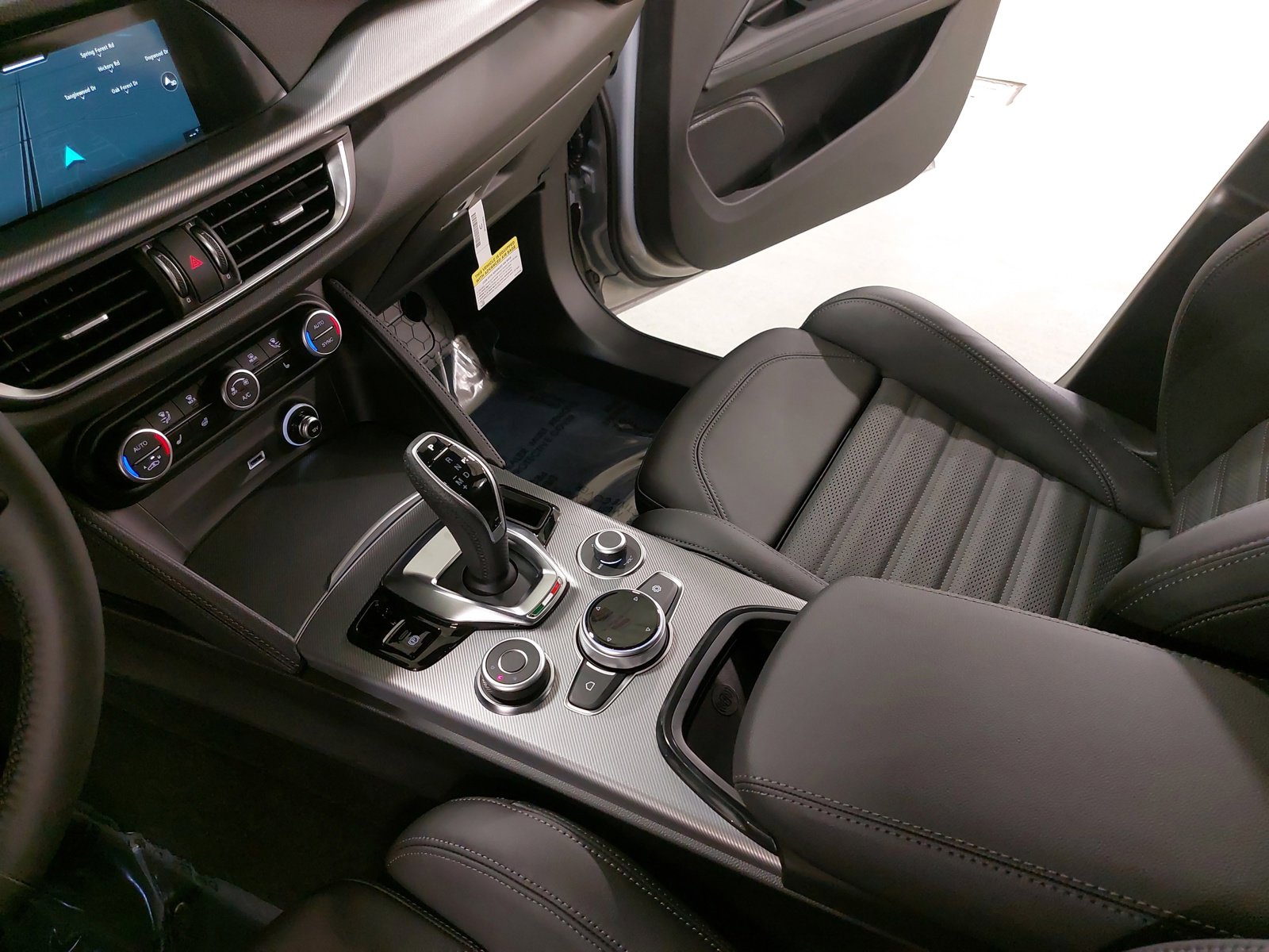 New 2025 Alfa Romeo Stelvio Sprint w/ Veloce Package image 26