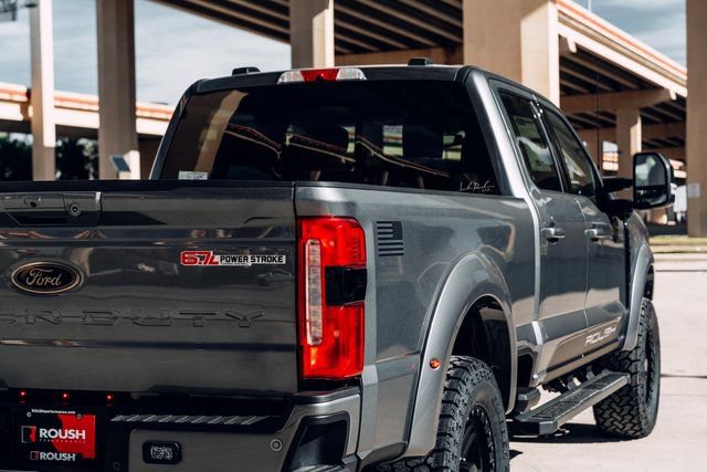 New 2026 Ford F250 Lariat w/ Black Appearance Package AWD/4WD image 13