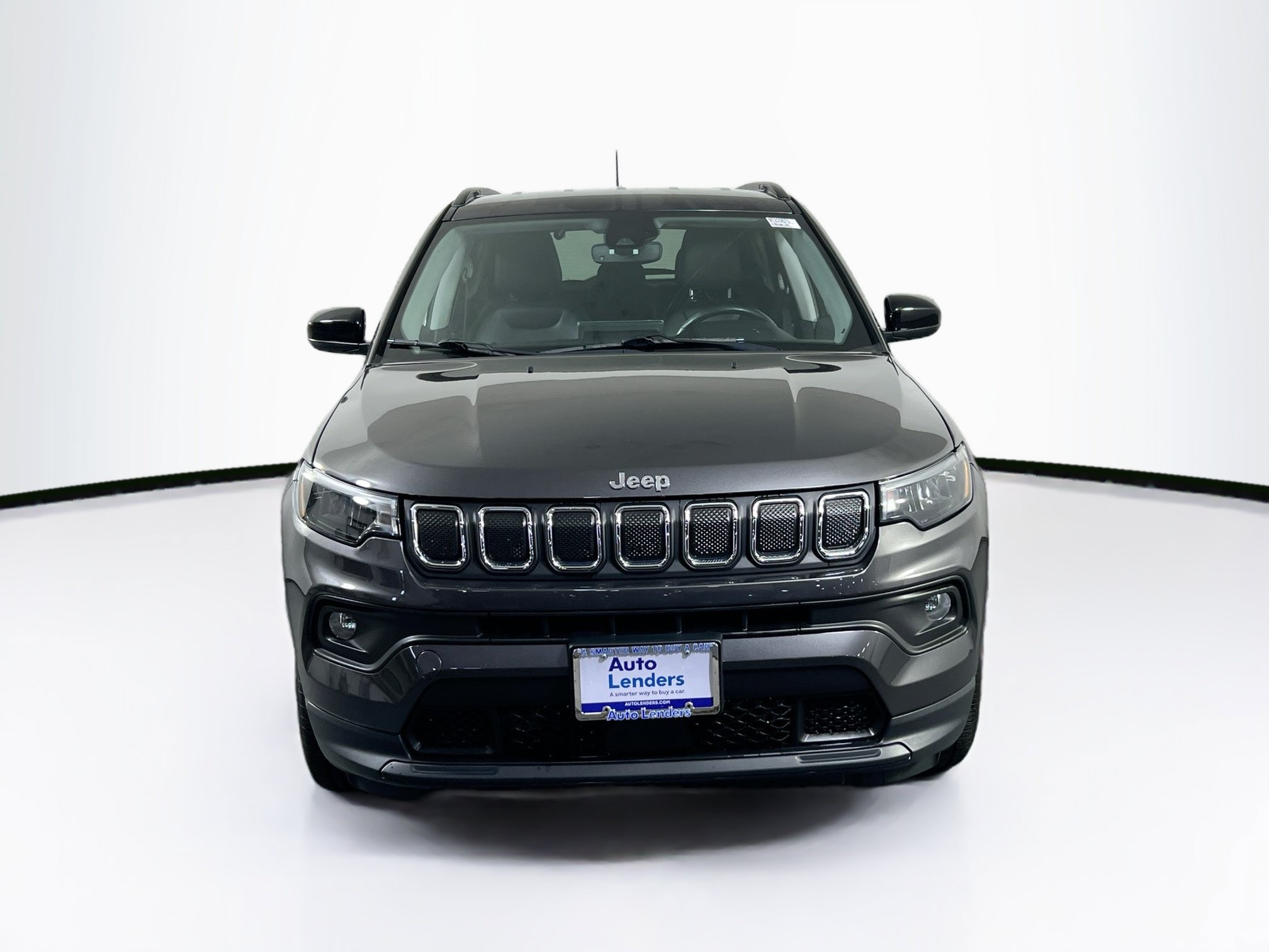 Used 2022 Jeep Compass Latitude w/ Convenience Group AWD/4WD image 2