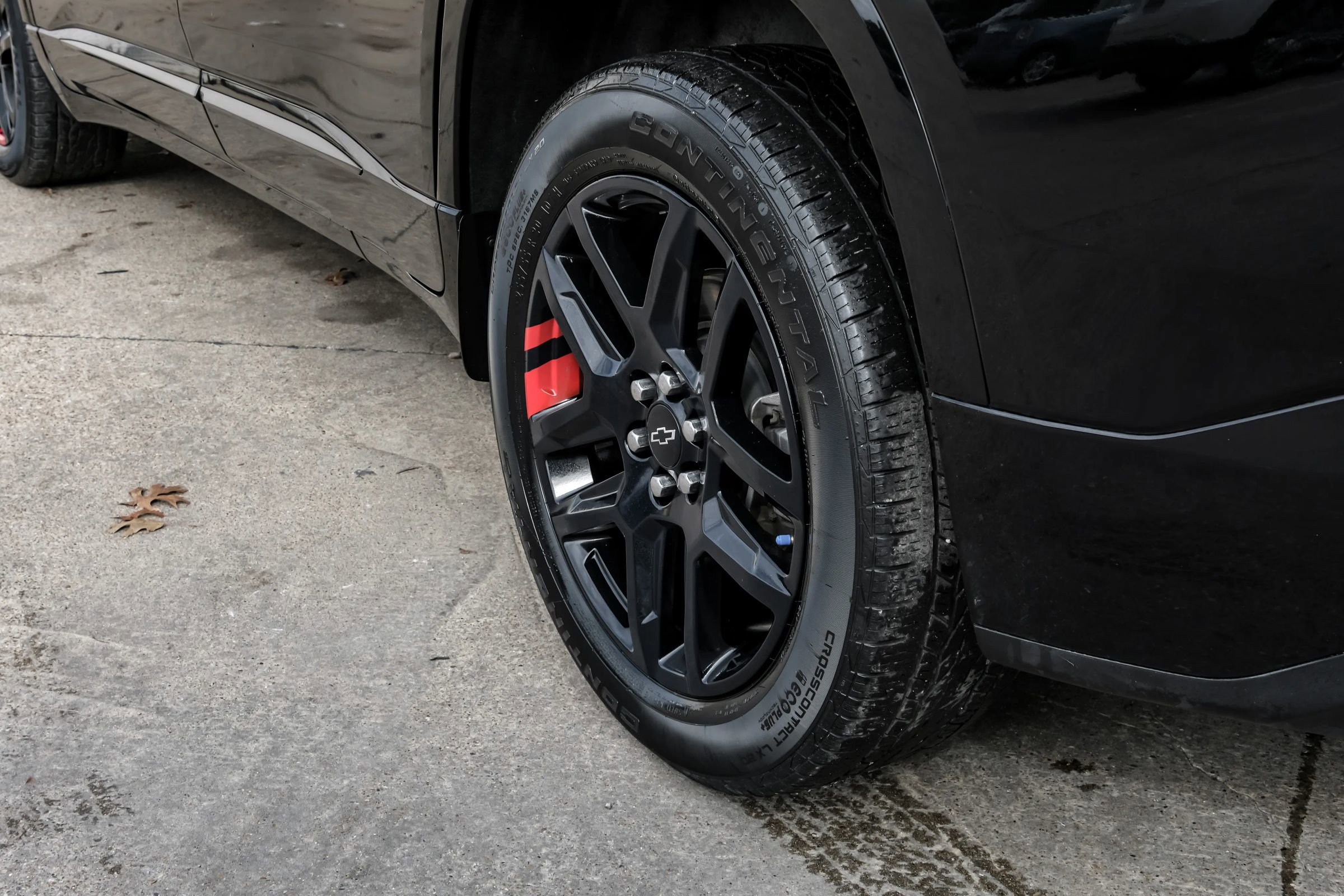 Used 2022 Chevrolet Traverse Premier w/ Redline Edition FWD image 74